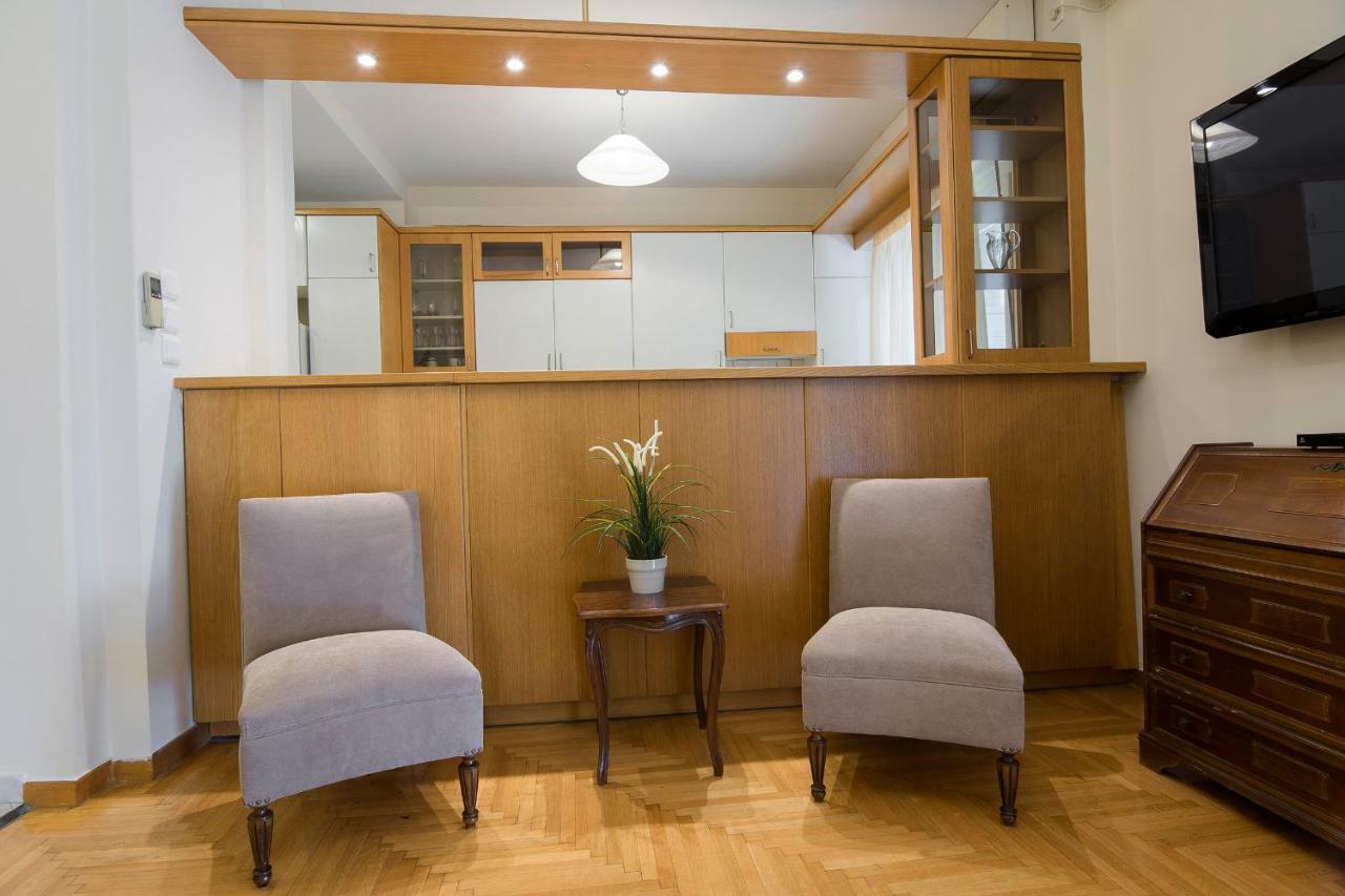 Classy 2 Bedroom Apartment Near Acropolis & Metro Athen Eksteriør bilde
