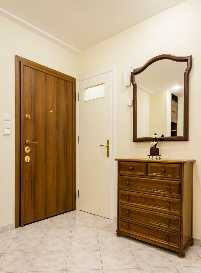 Classy 2 Bedroom Apartment Near Acropolis & Metro Athen Eksteriør bilde