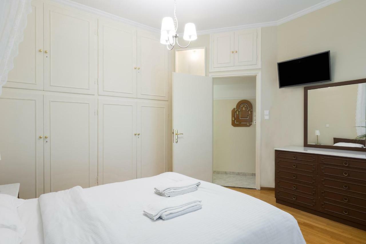 Classy 2 Bedroom Apartment Near Acropolis & Metro Athen Eksteriør bilde